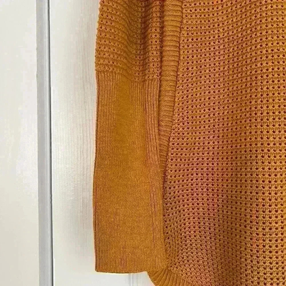 Knit Pullover Sweater - Picture 4 of 8